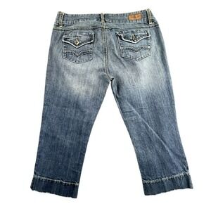 YMI Capri Jeans Women 15 Blue Premium F36015-PR Medium Wash Denim Cropped Pants